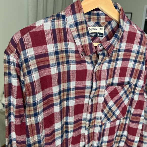 Magellan Classic Fit Maroon Flannel L/S Button Up Size S - Picture 3 of 13